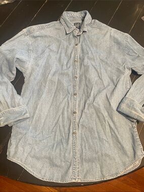 GAP Vintage 90s Light Wash Denim Button-Front Shirt